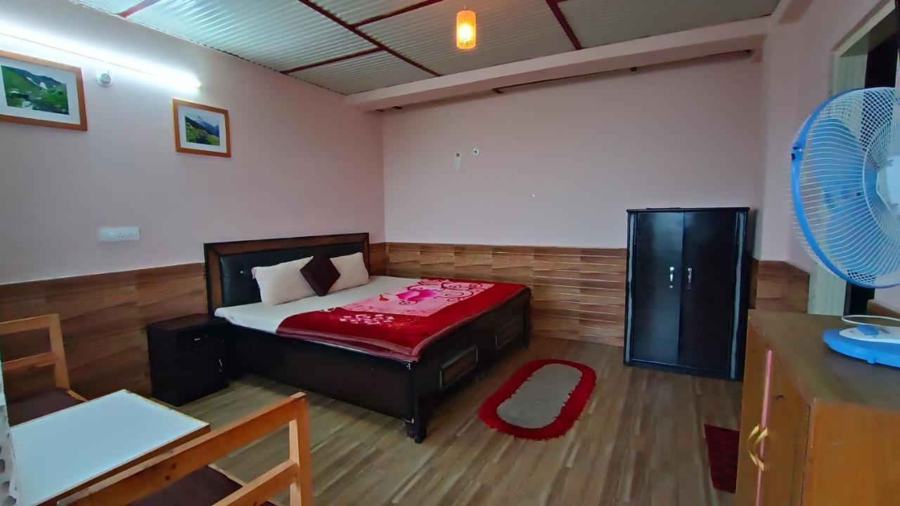 Sahaj Homestay Naddi Dharamshala Buitenkant foto