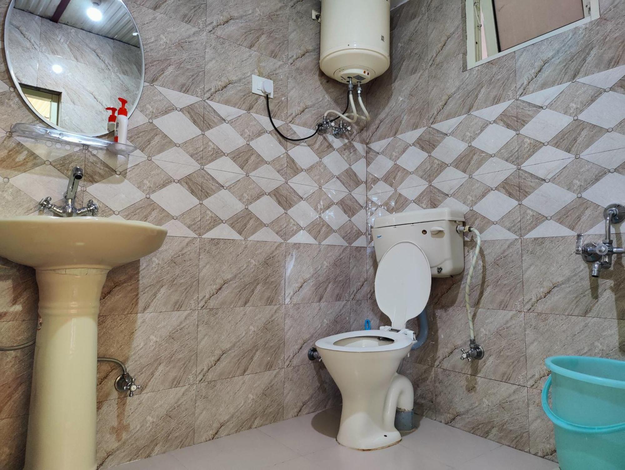 Sahaj Homestay Naddi Dharamshala Buitenkant foto
